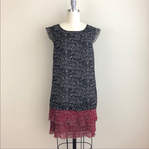 Kensie Dresses & Skirts - Kensie Mixed Print Pleated Hem Shift Dress